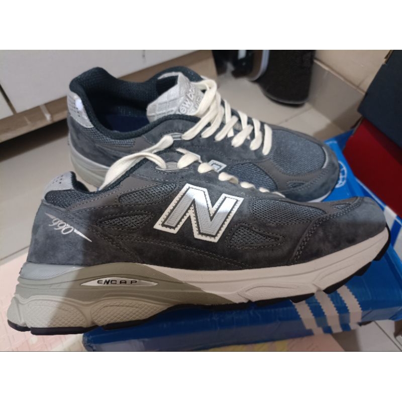 New Balance NB 990 V3