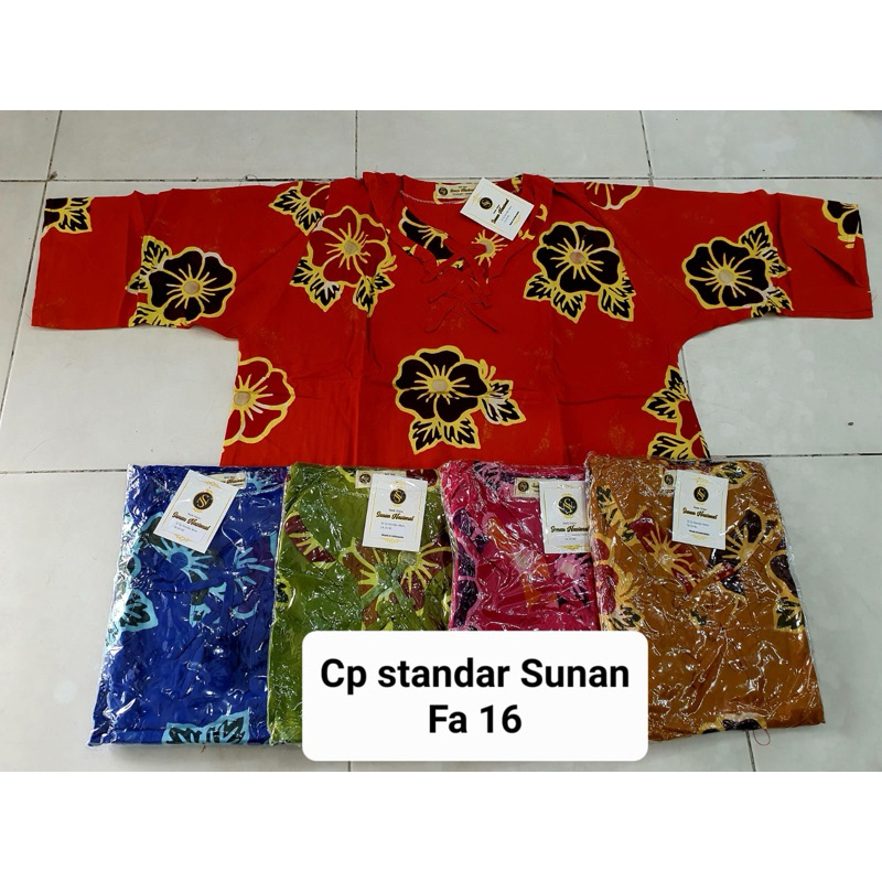 Baju tidur sunan nasional