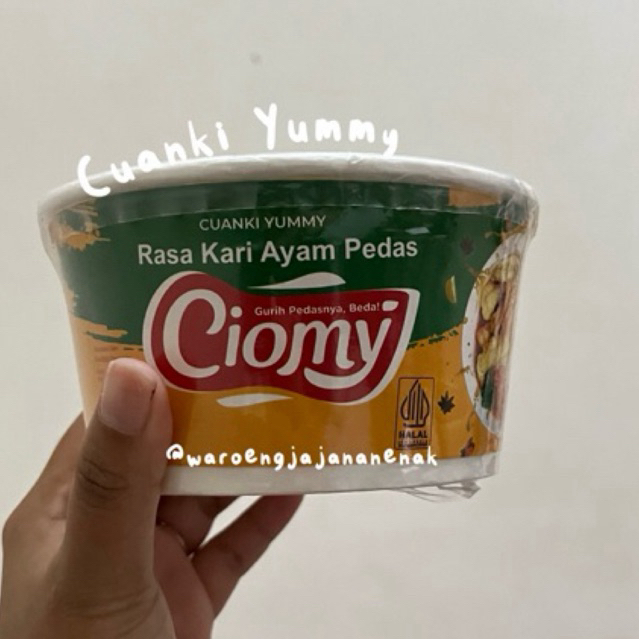 

- Cup Reguler Siomay Tahu Kuah Soto Kari