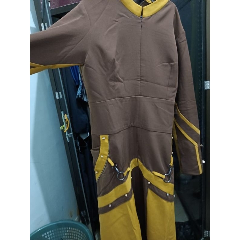 LVA Daily preloved kuning sama jilbab