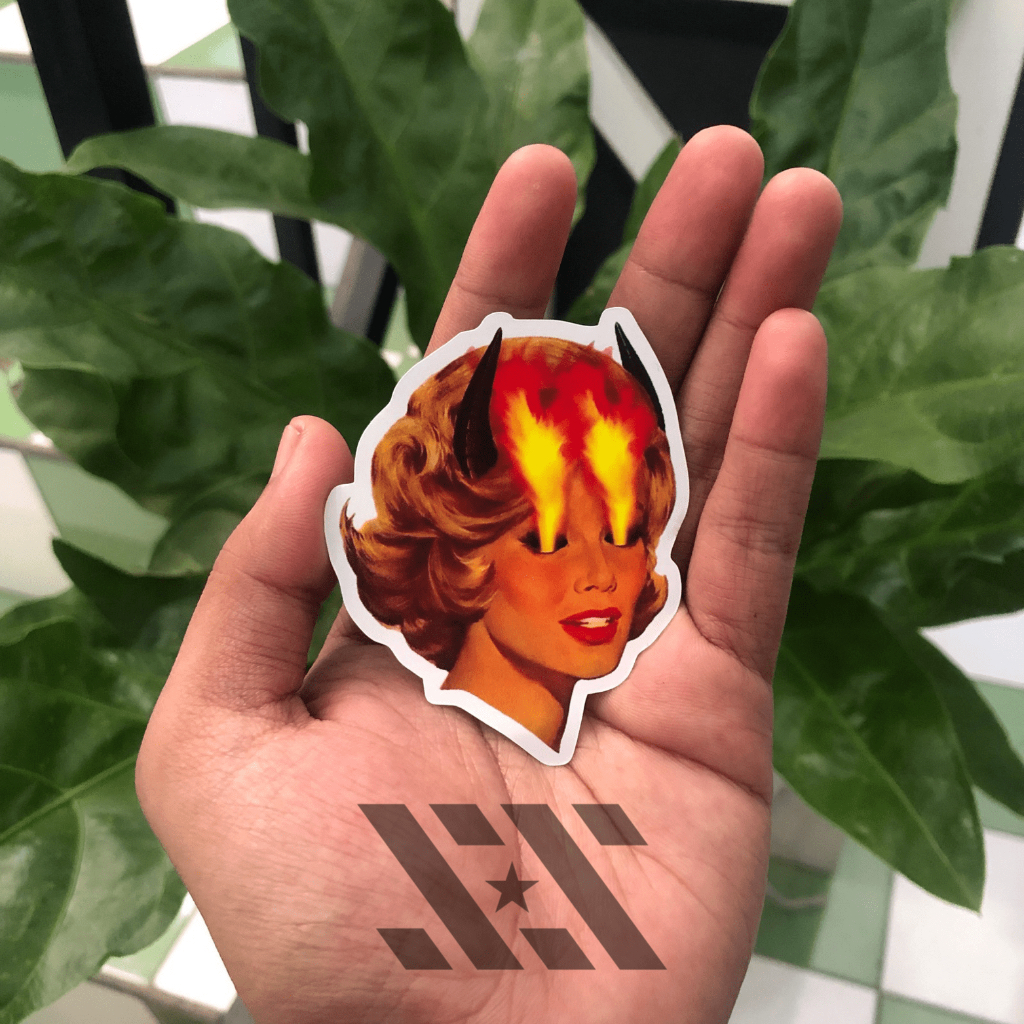 

STICKER AESTHETIC / STICKER HELM / STICKER TUMBLR / STICKER LAPTOP / STICKER HP / STICKER WATERPROOF “WOMAN ON FIRE”