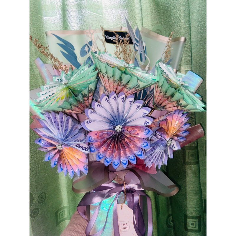 

bouquet money,snack,bunga,boneka