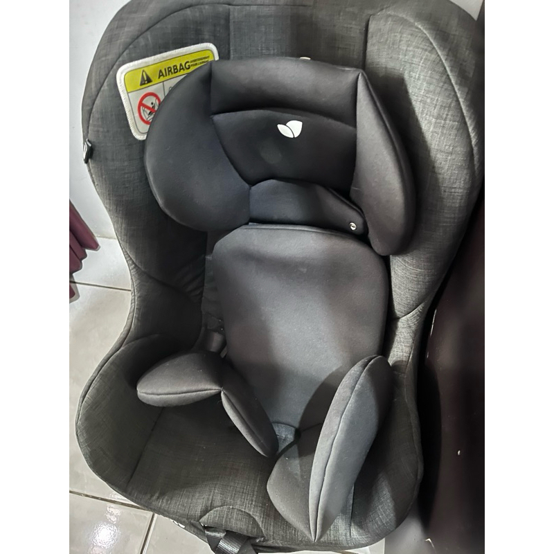 preloved carseat merk joie