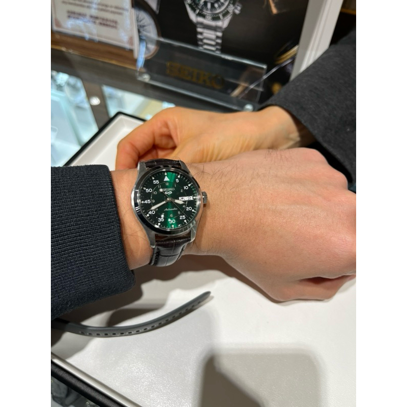 Jam Tangan Seiko 5 Sports Automatic Original Leather Strap