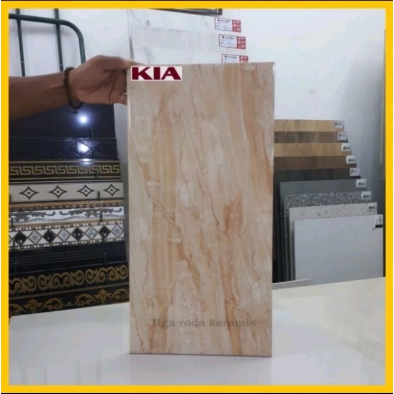 keramik 25x50 dinding kamar mandi/keramik dinding dapur/keramik tiang/keramik motif serat kayu/keram