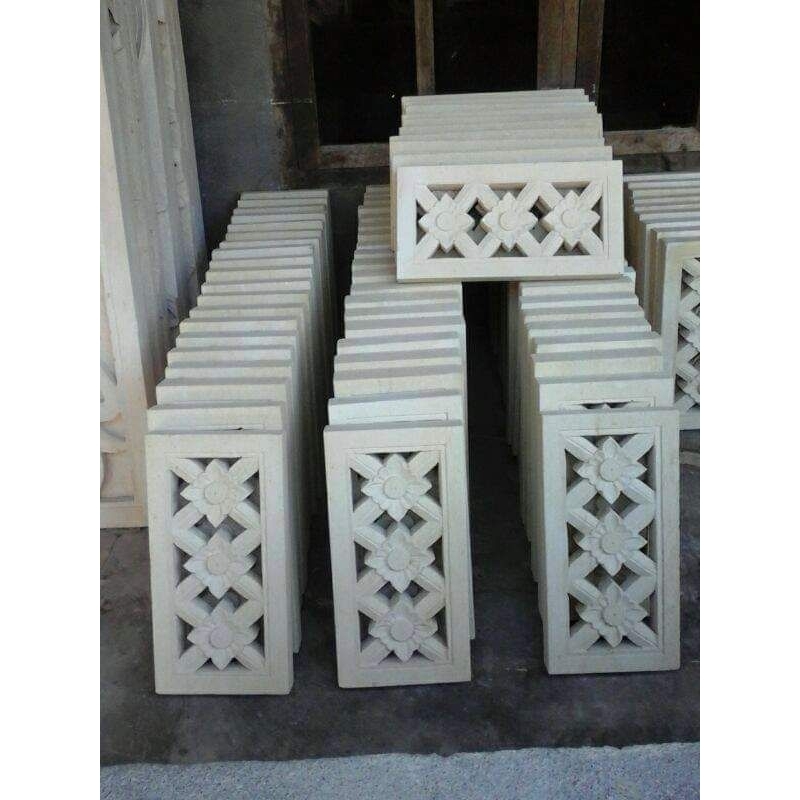 Loster batu alam paras jogja ukuran 20cmX40cm