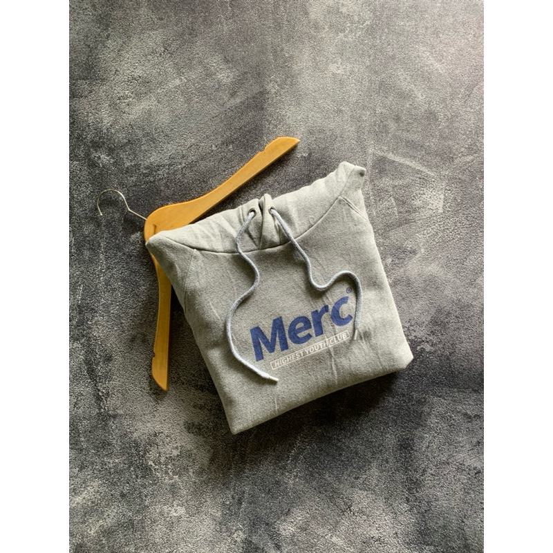 Hodie Acover Merc Backprint