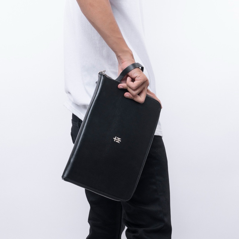 Maternal Disaster Magnat Bags