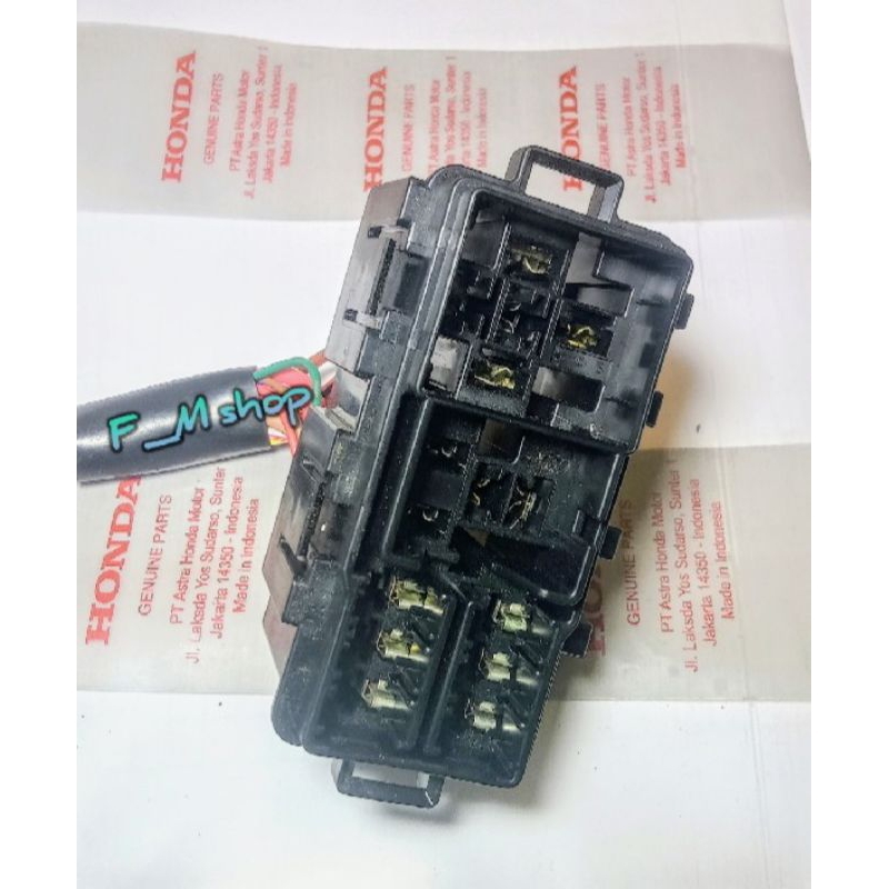 box sekring pusat honda vario 150 K59 bok fuse sekring vario K59 original