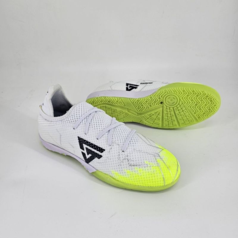SEPATU FUTSAL JUNIOR GAZTRUZ FENTURE  PUTIH STABILO
