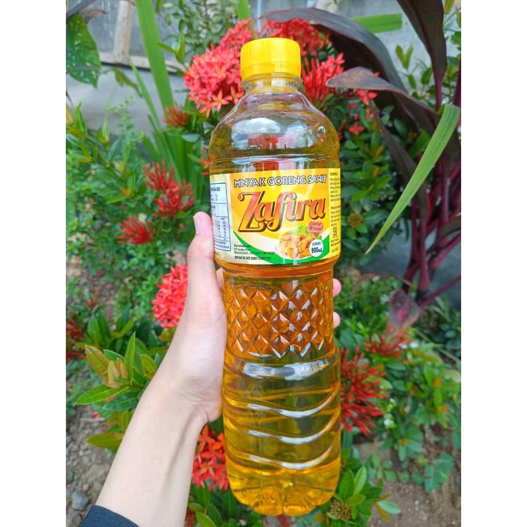 Minyak goreng zafira 900 ml botol
