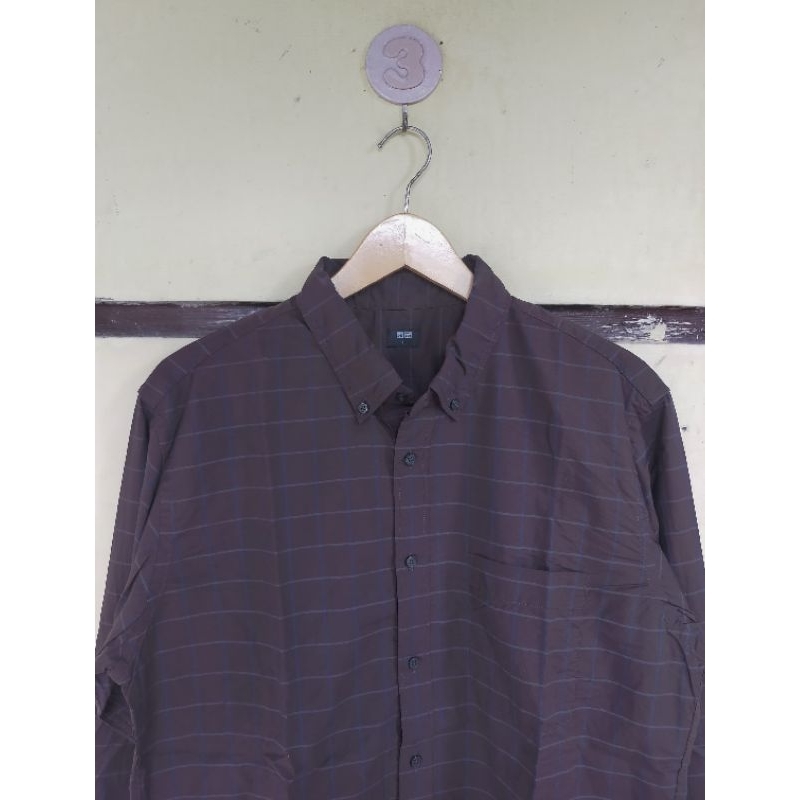 Kemeja uniqlo cokelat