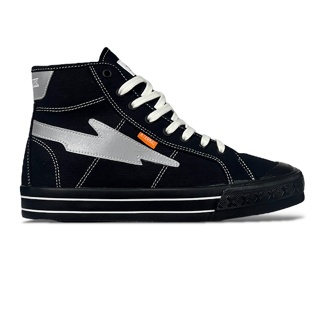 sepatu external tinggi menyala