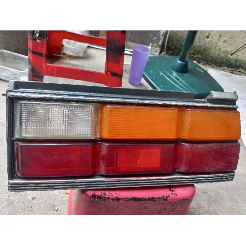 Stoplamp Lampu belakang Toyota Corona TT124 1981