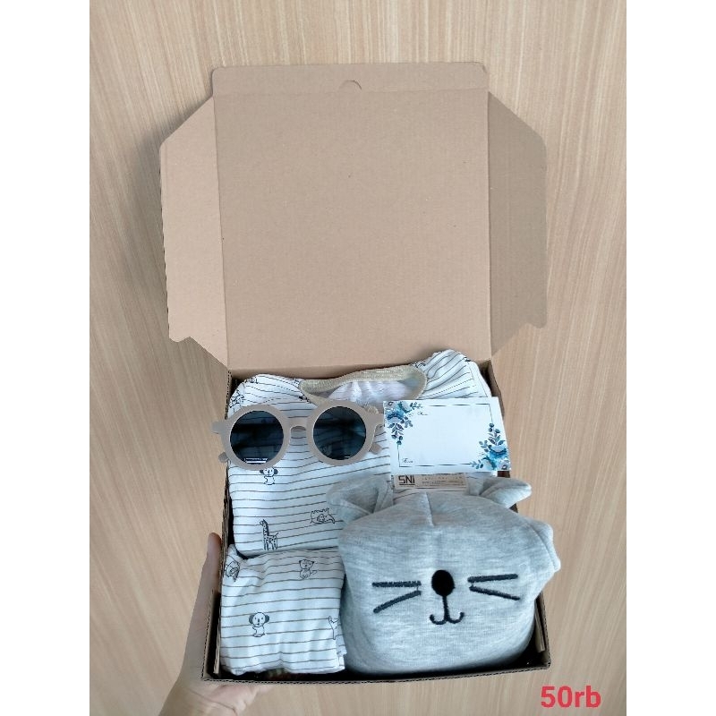

Hampers Gift Box Ulang tahun