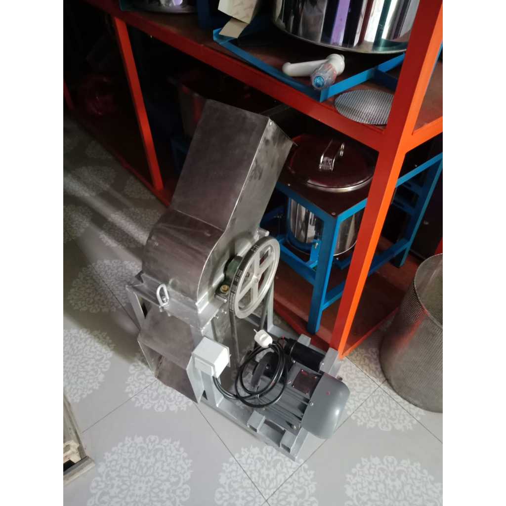 mesin serut dan penghancur es batu es kristal