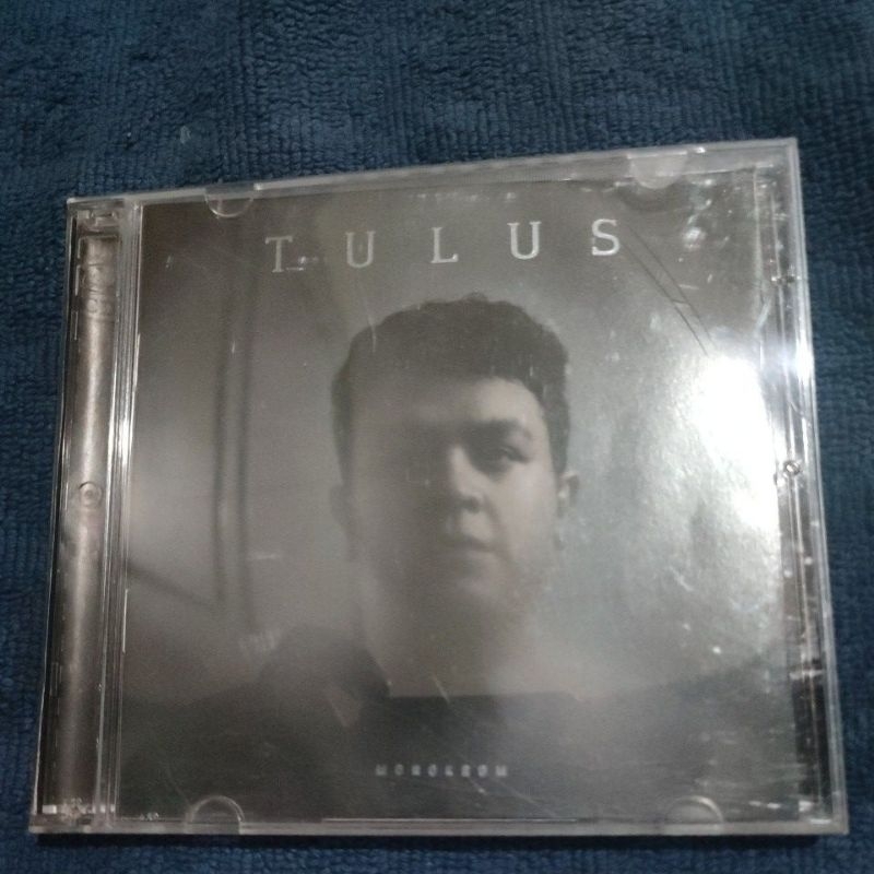 CD TULUS - MONOKROM
