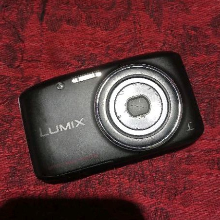 Kamera Digital - Lumix DMC-S2 (Black)