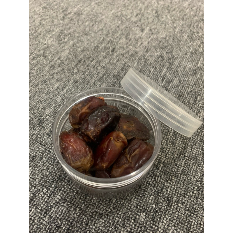 

Kurma Mesir 1/2 Kg