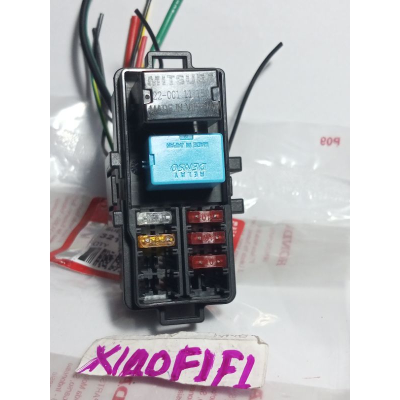 rumah sekring box sekring+ relay +sekring  beat fi/beat esp/beat street/beat pop/Scoopy esp/Vario 11