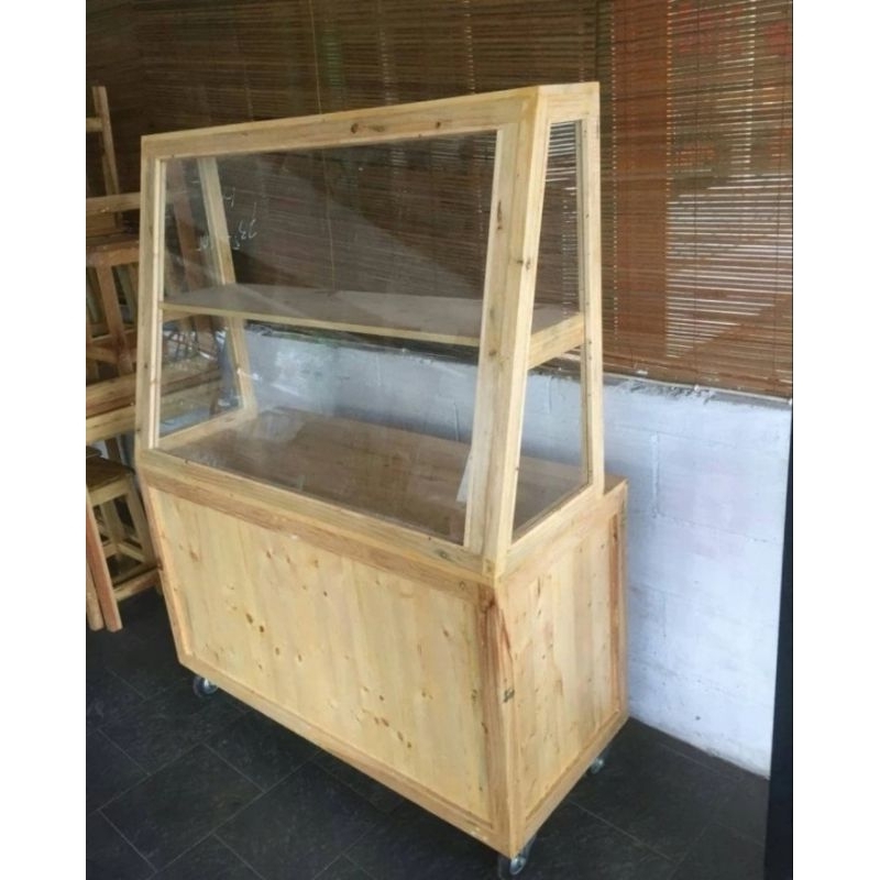 Etalase kayu jati belanda  dilengkapi rak kaca