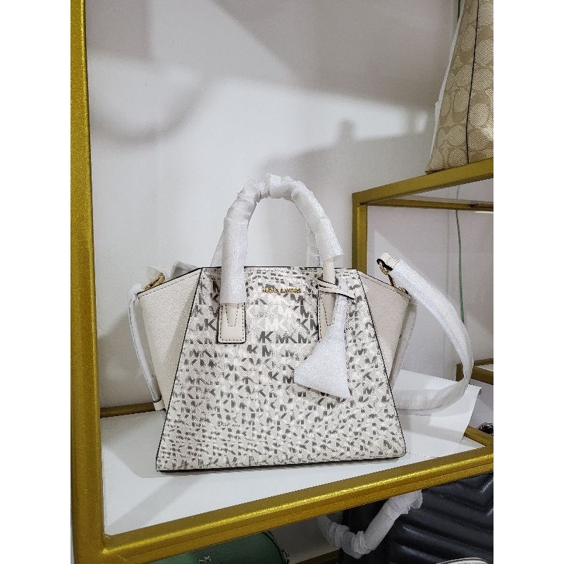 30/24×20 (no dust bag) mk avril small satchel vanilla cream signature price tag