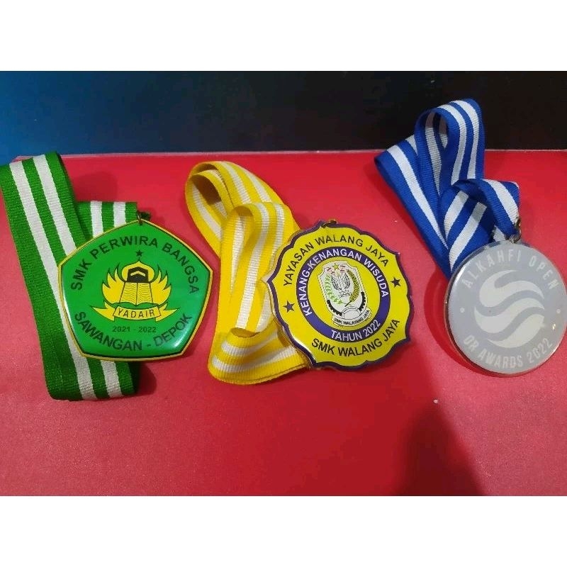 Medali Akrilik, Medali Wisuda, Medali Sekolah, Medali Murah, Medali Lari, Medali Kelulusan