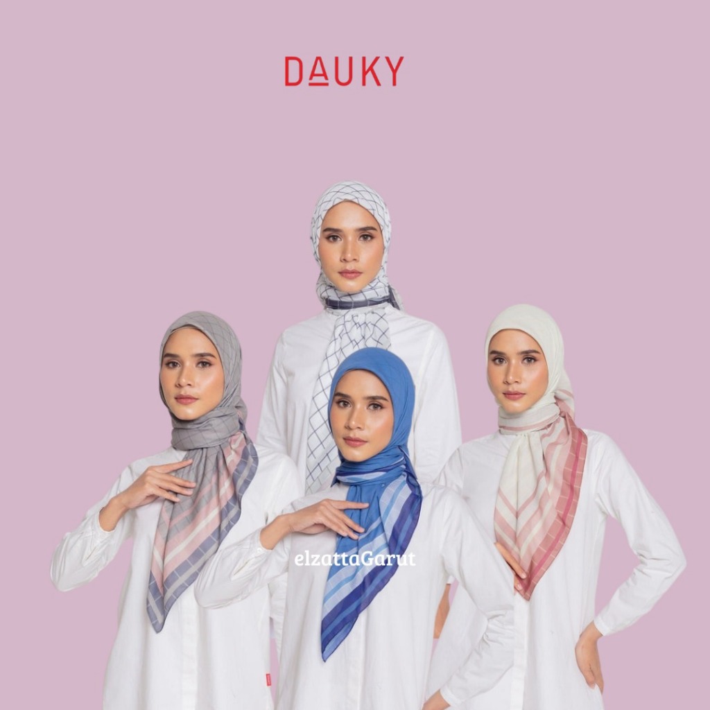 DAUKY HIJAB SEGI EMPAT CHECK LINE SCARF TERBARU DAUKY