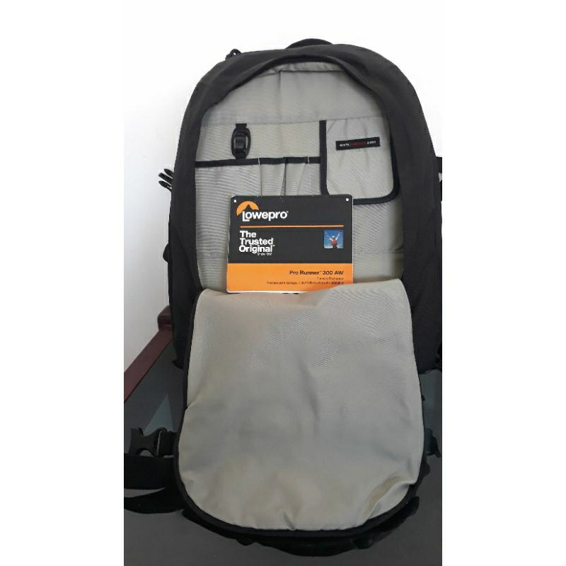 Tas Kamera LOWEPRO