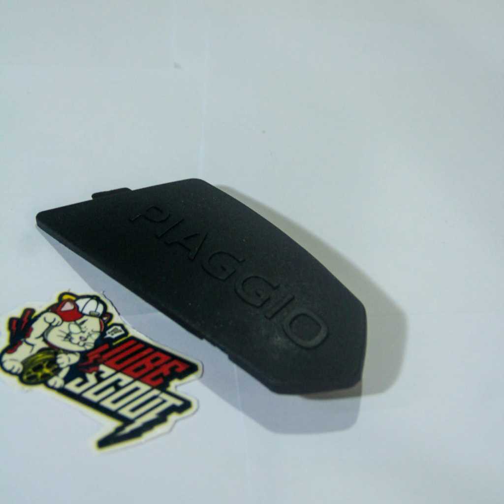 Cover Bolt Piaggio Medley