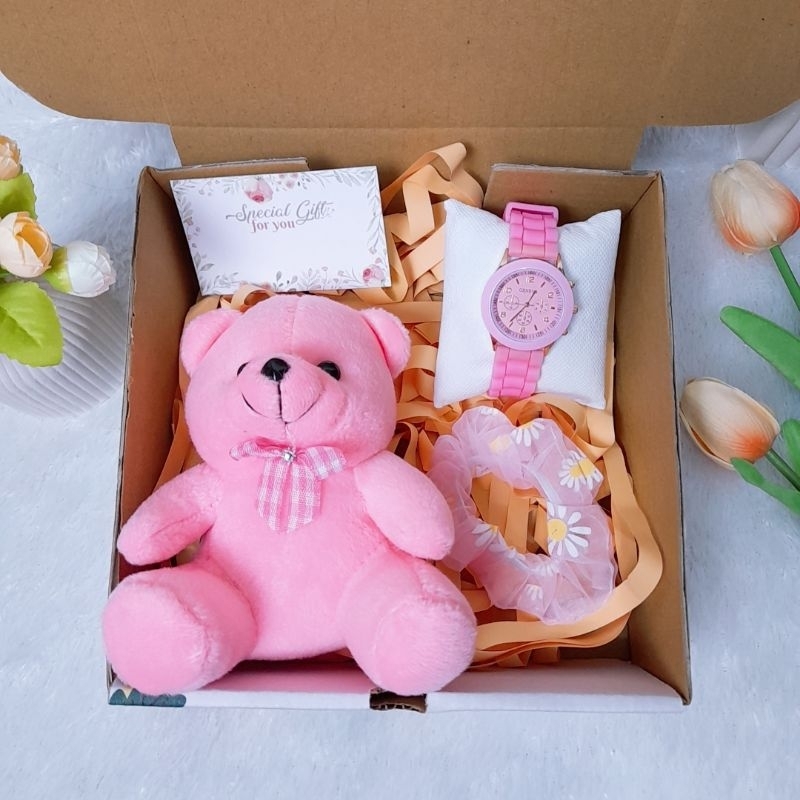 Hampers Cewek Pink Kado Ulang Tahun Anniversary Wisuda Sahabat Gift Box Hadiah Boneka & Jam Tangan