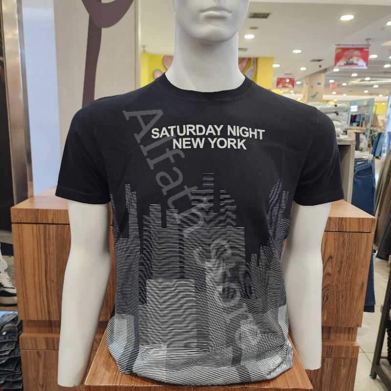 KAOS PRIA SHARKS ORIGINAL HITAM SGB1065887