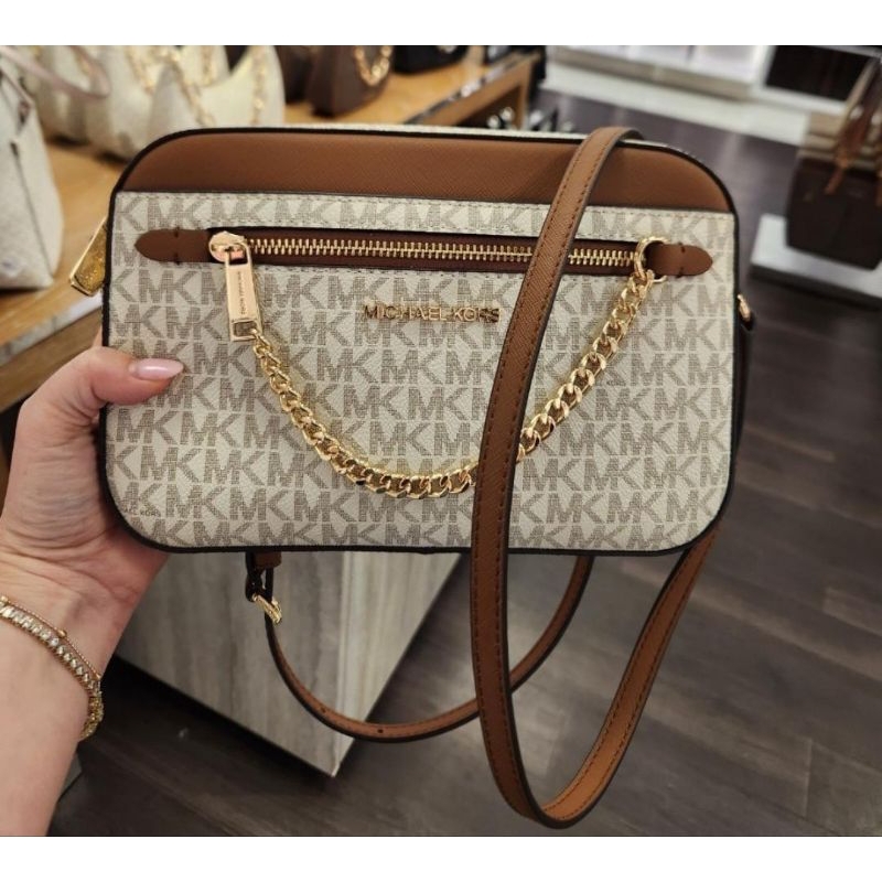 mk jet set large ew zip chain crossbody sign vanilla original