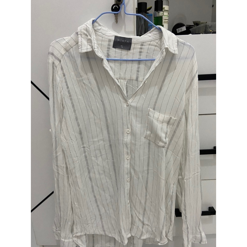 kemeja wanita white brand nymph