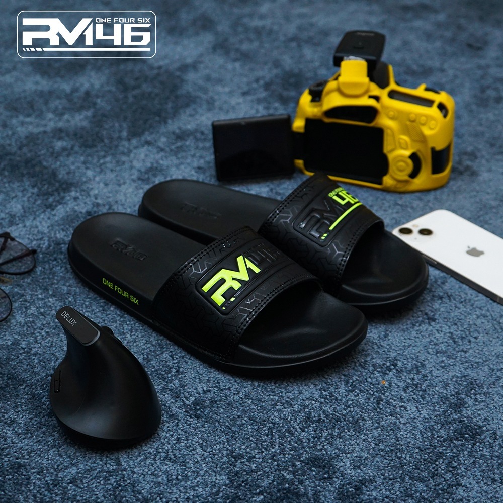 RM146- Sandal Slop Hitam Hijau Stabilo Full Karet Anti Air