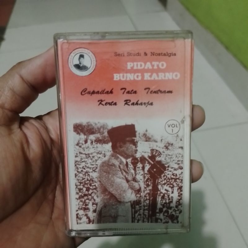 Kaset PIDATO BUNG KARNO Capailah Tata Tentram Kerta Raharja