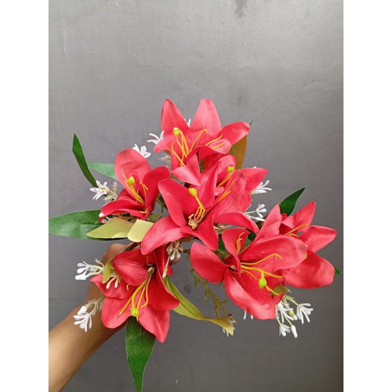Bunga Lily kecil hiasan bucket dan hantaran artificial plastik