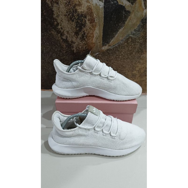 Adidas Tubular Sz 42,5/27 Vietnam