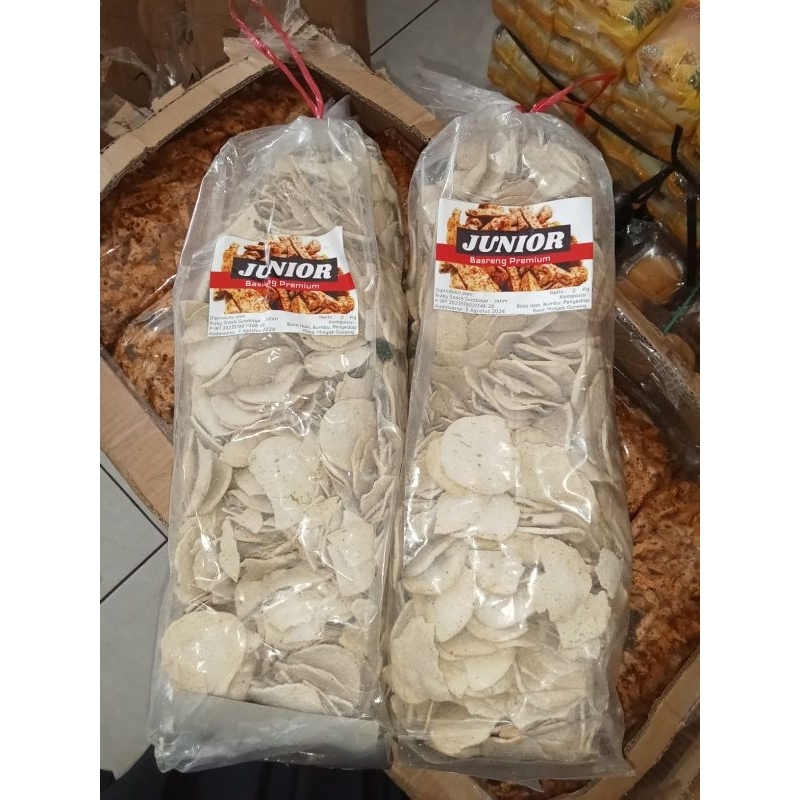 

Cemilan Basreng Pipih / Koin Junior Rasa Original Daun Jeruk 1 Bal Kemasan 2 KG
