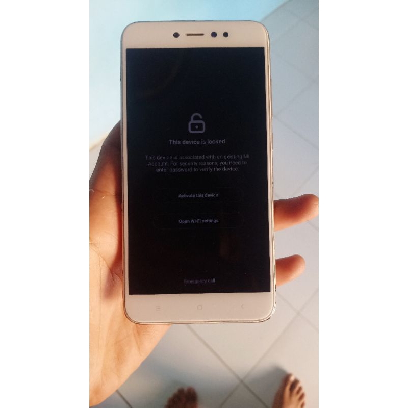 xiaomi redmi note 5a prime / Y1 ram 4/64 minus terkunci akun mi