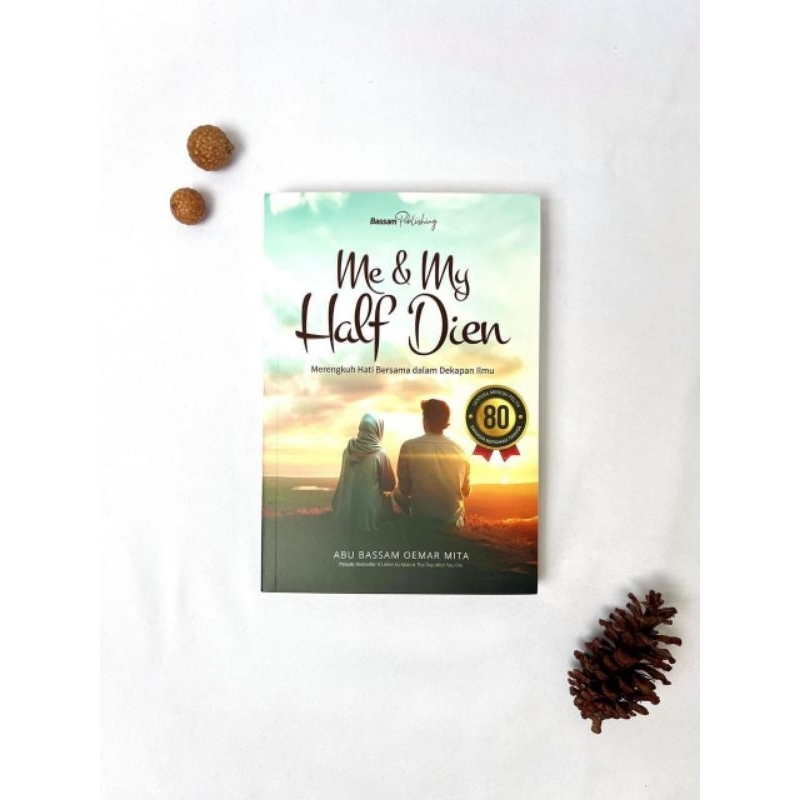 Buku Pernikahan 'Me & My Half Dien' - Ustadz Oemar Mita