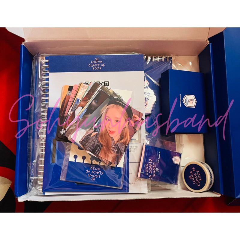 Official LOONA Season Greetings 2022 Unsealed Fullset