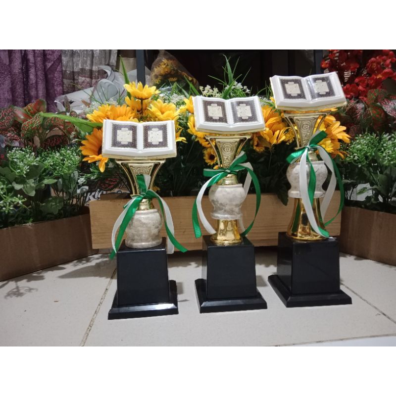 Piala/Trophy Al Qur'an Juara 123 Marmer