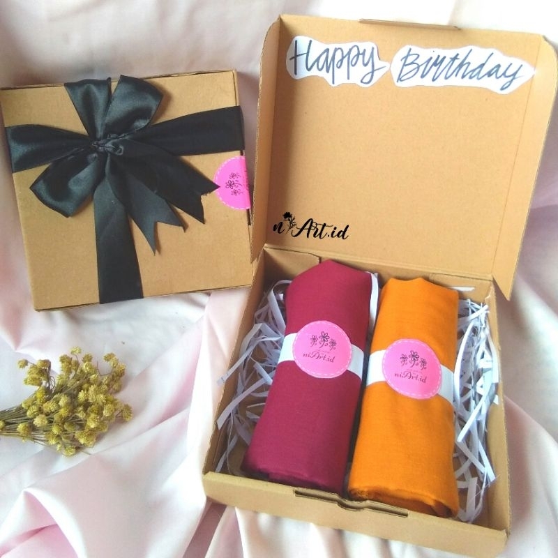 

Hampers Box Jilbab