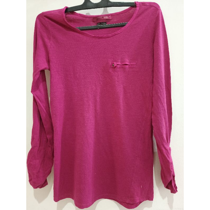 kaos bershka preloved