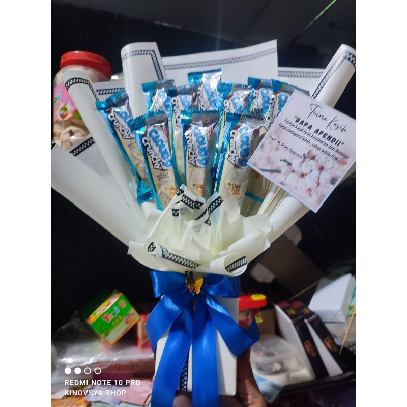 

Bucket Chocolate Cloud9 Crunchy/Hadiah Ultah Pacar/Kado Wisuda/Bucket Anniversary