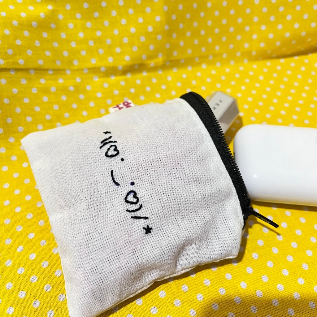 Mini Wallet Kaomoji - Handmade Embroidery