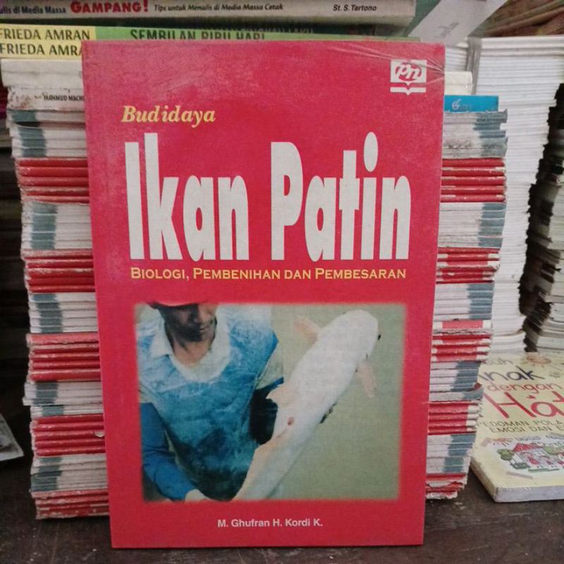 Budidaya ikan patin.biologi,pembenihan dan pembesaran.  cr21