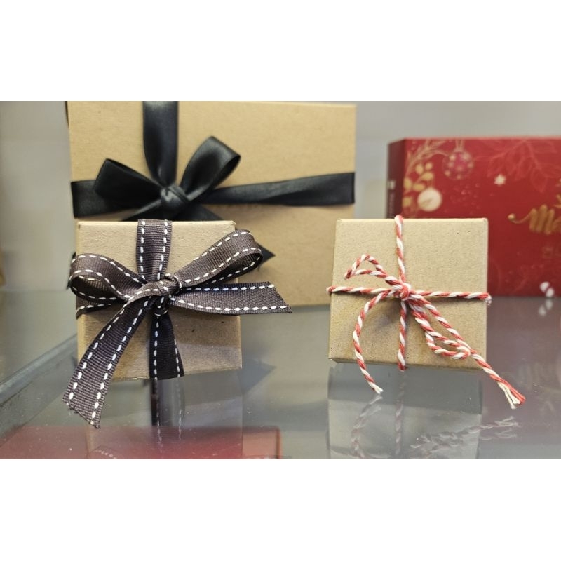 

10pcs Souvenir Box Kraft 5x5x3 cm kotak kado aksesories/ perhiasan/ cincin