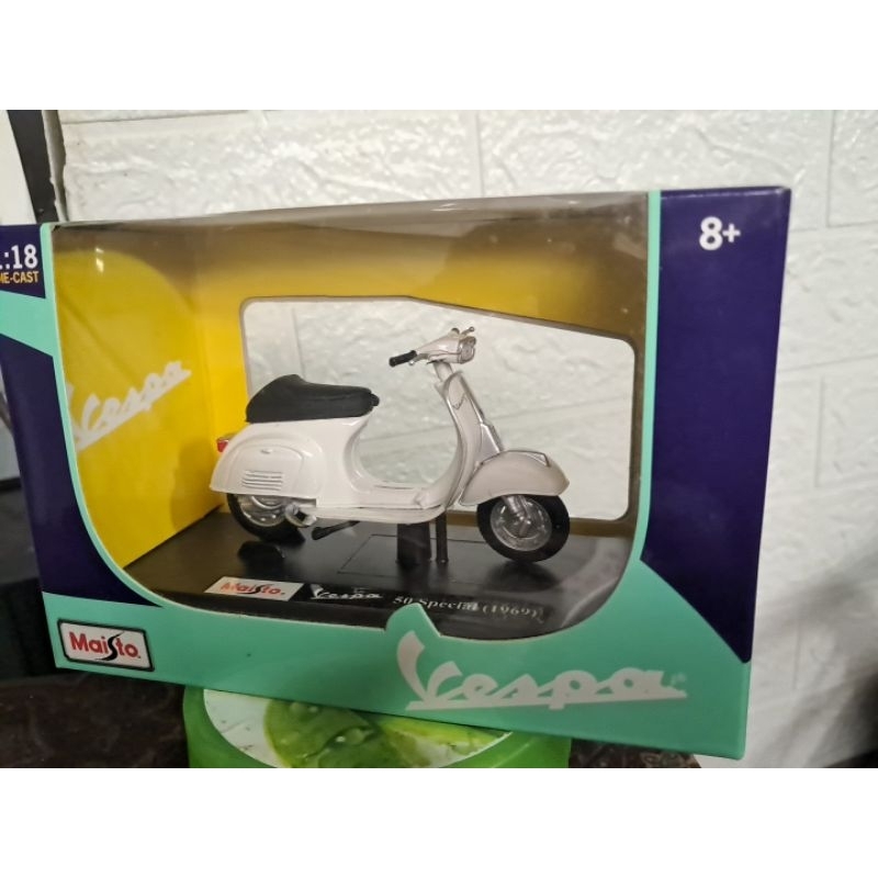 Diecast motor vespa spesial 50 pts small Frame classic tua 1969 vesva maisto miniatur cocok dijadika